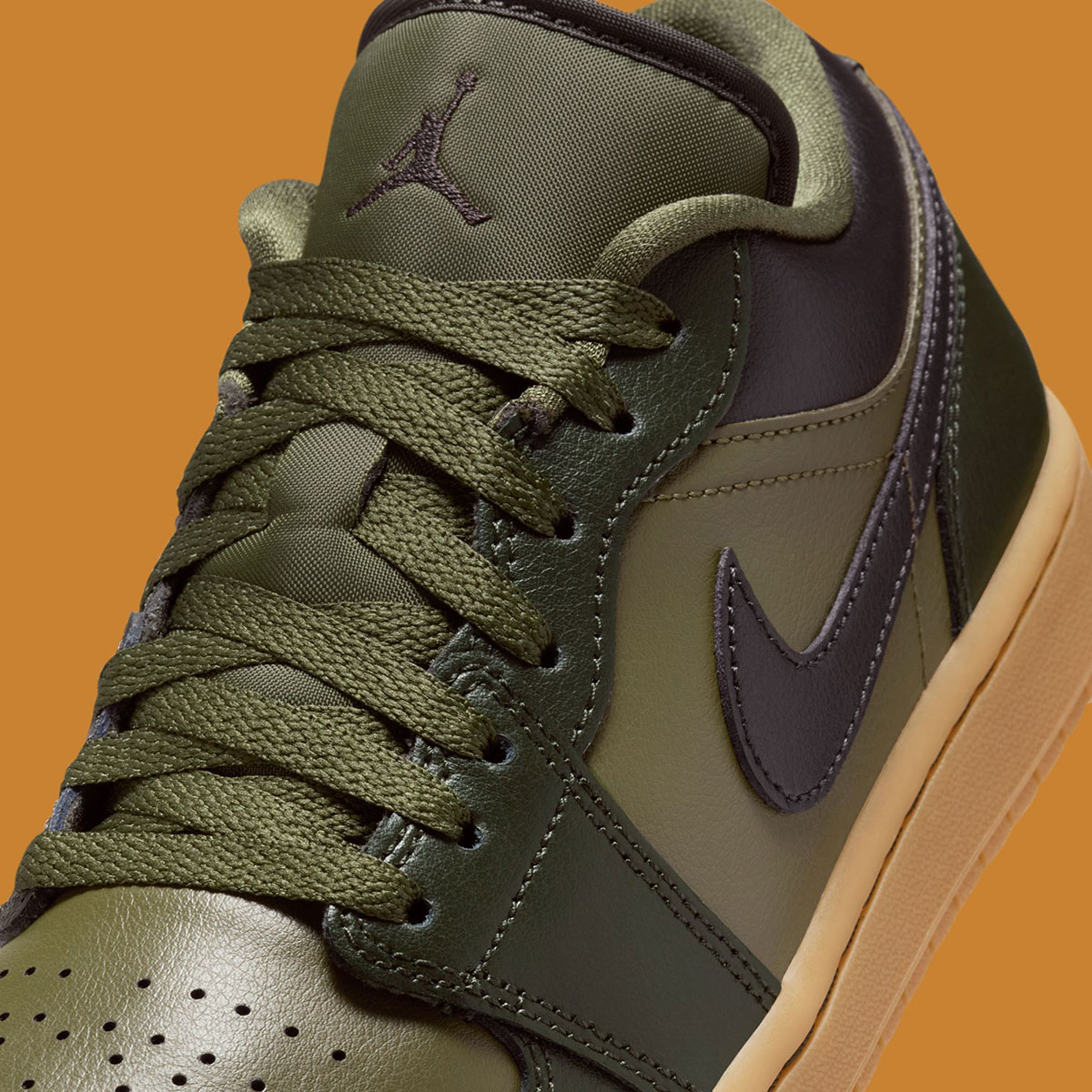 air-jordan-1-low-sequoia-rough-green-gum-light-brown-velvet-brown-IR0840-325-7