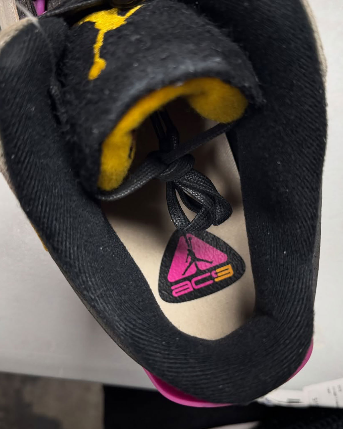 air-jordan-3-acg-promo-sample-3