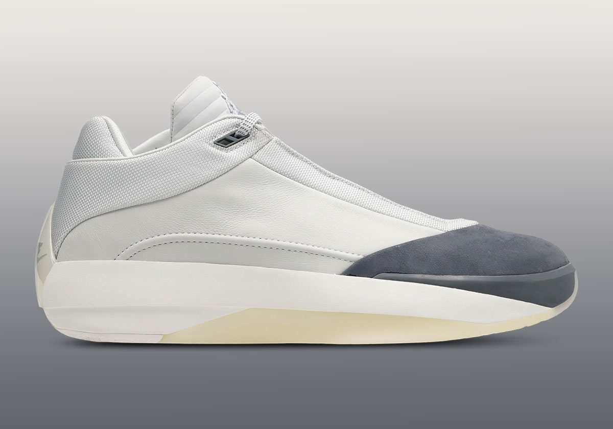 air-jordan-40-photon-dust-flint-grey-wolf-grey-hm9931-001-9