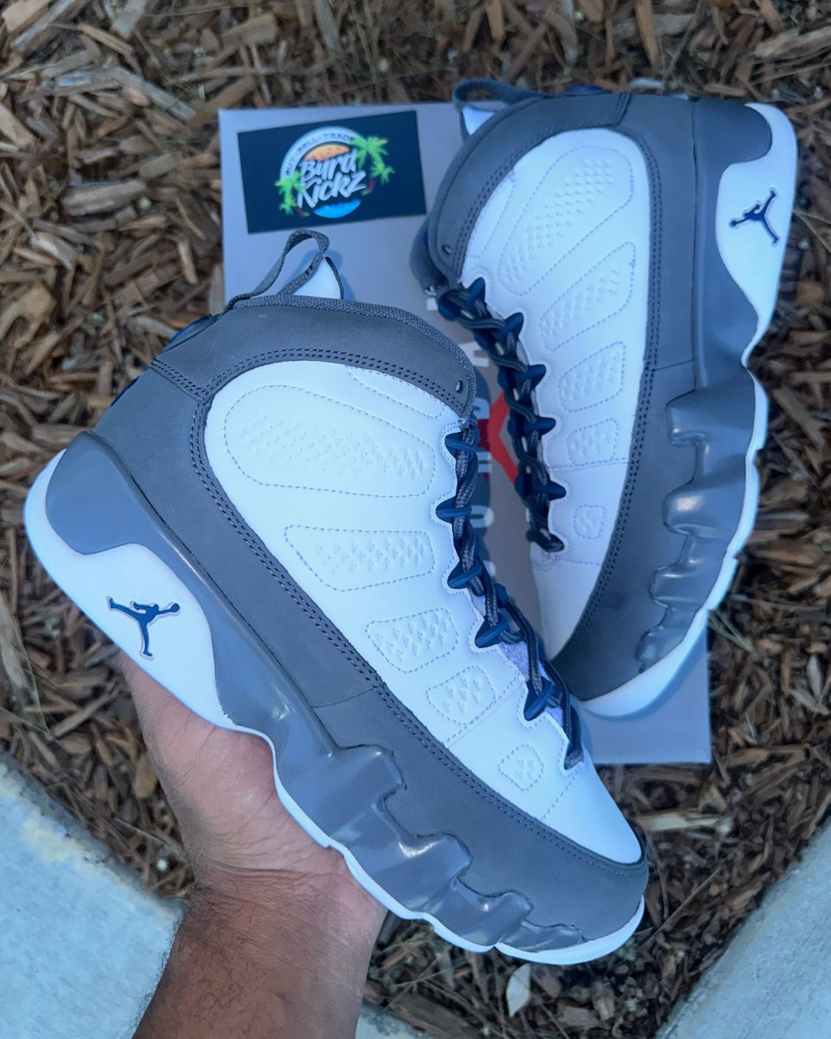 air-jordan-9-flint-grey-hv4794-100-3