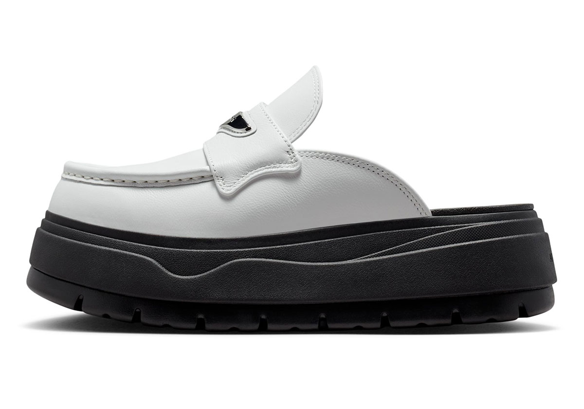 air-jordan-mule-white-black-hj4292-100-1