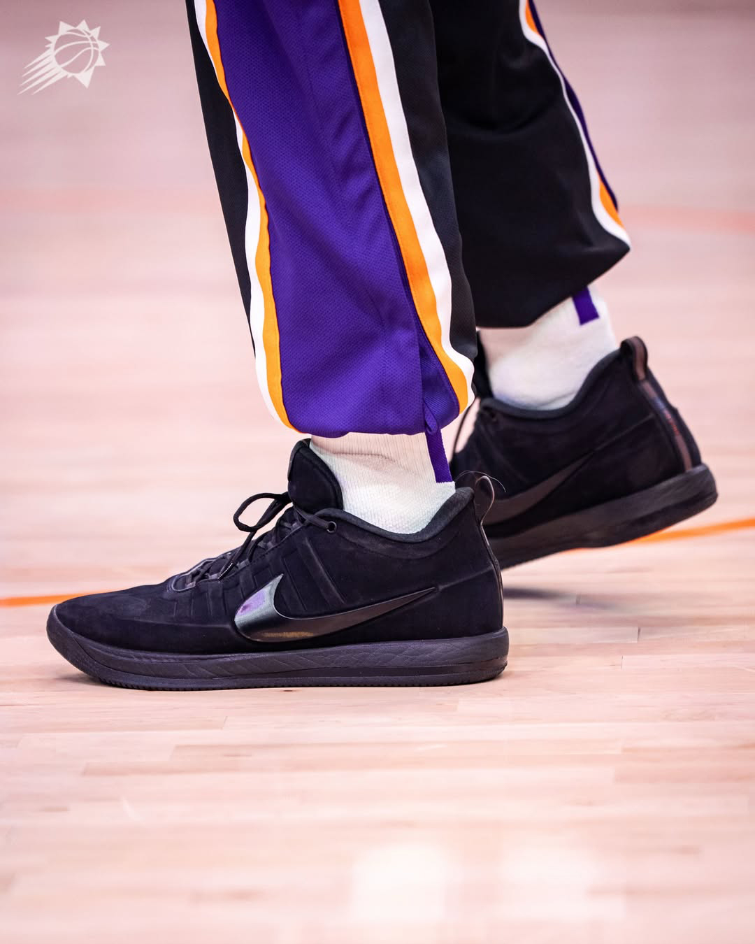 devin-booker-nike-book-2-detroit-stompers-4