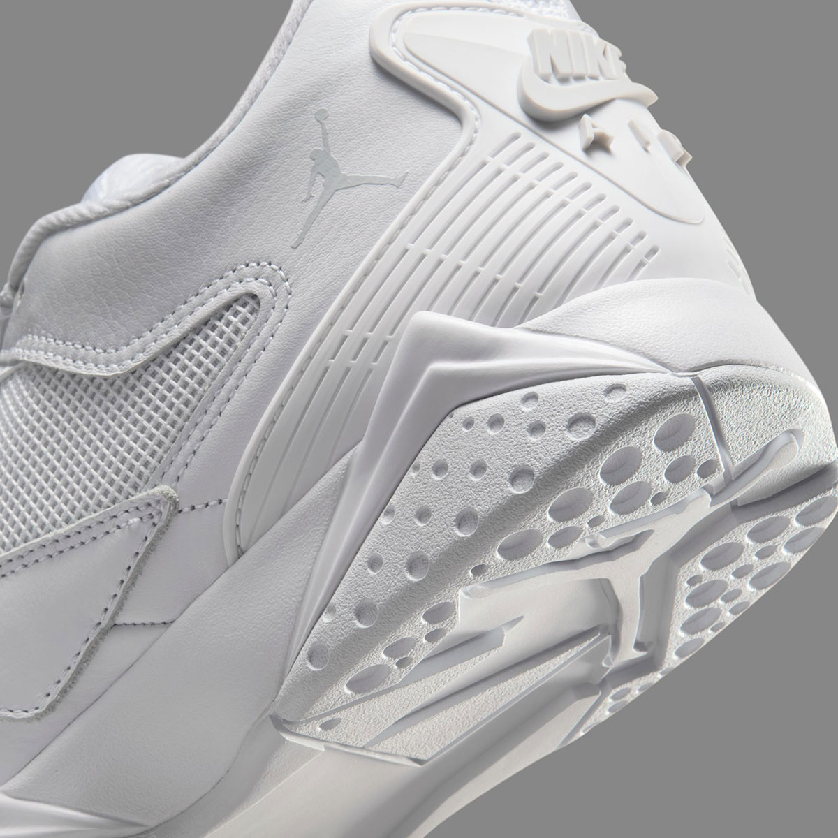 jordan-mvp-92-pure-money-hq3950-104-5