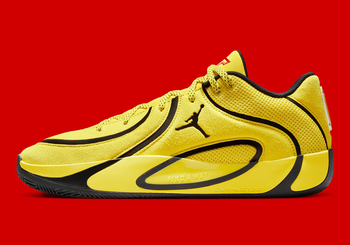 jordan-tatum-4-christmas-hq4614-700-1