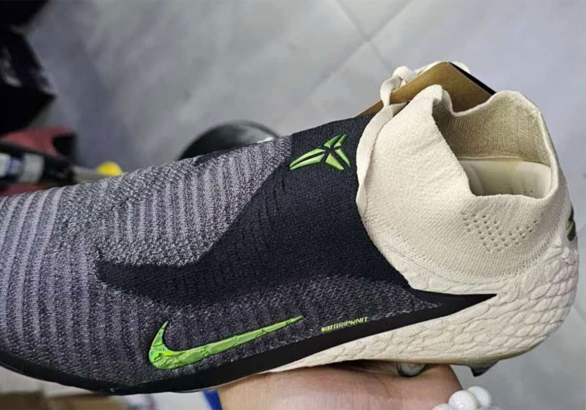 kobe-bryant-nike-phantom-6-low-elite-if4392-001-4