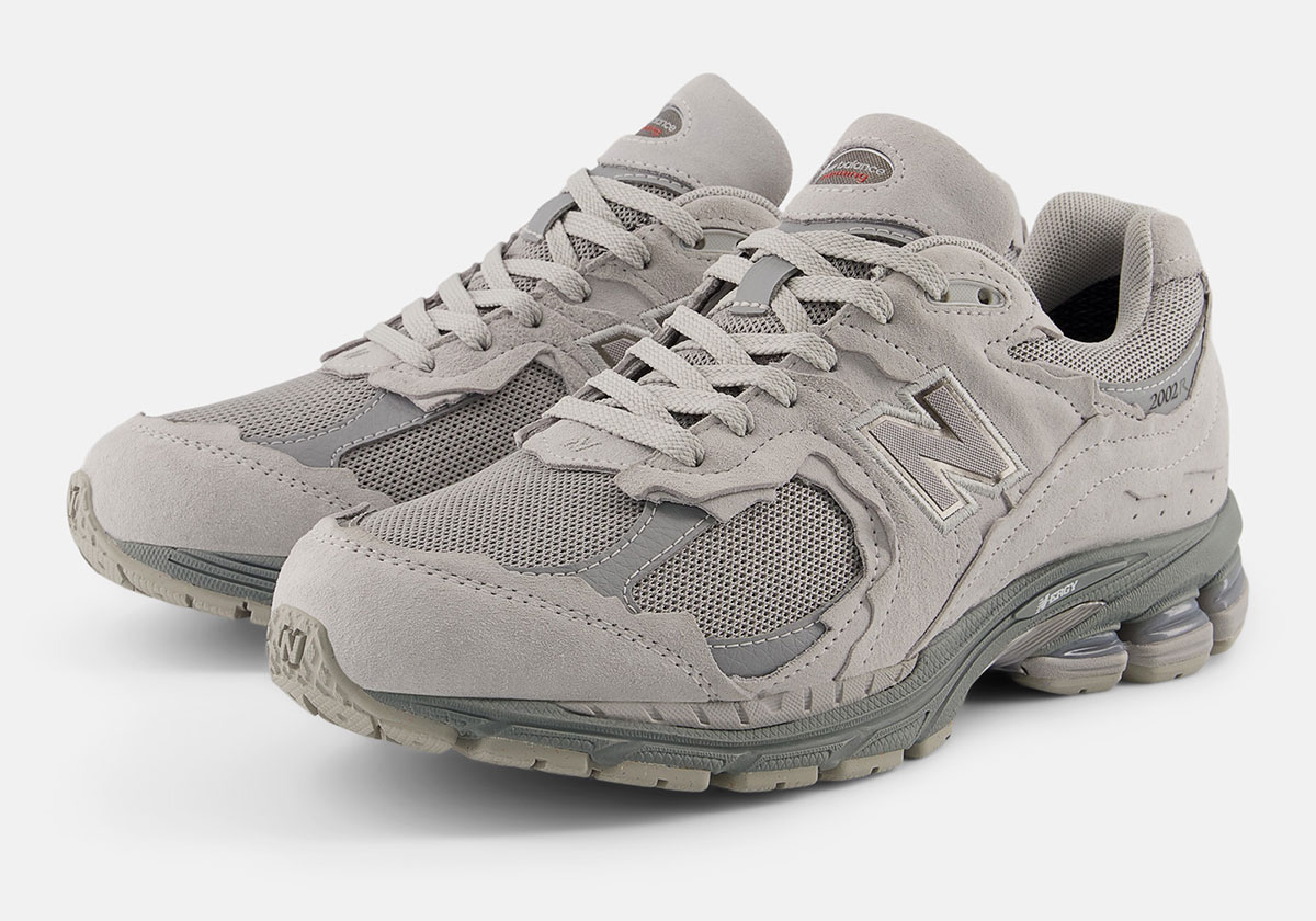 new-balance-2002r-gore-tex-protection-pack-grey-7