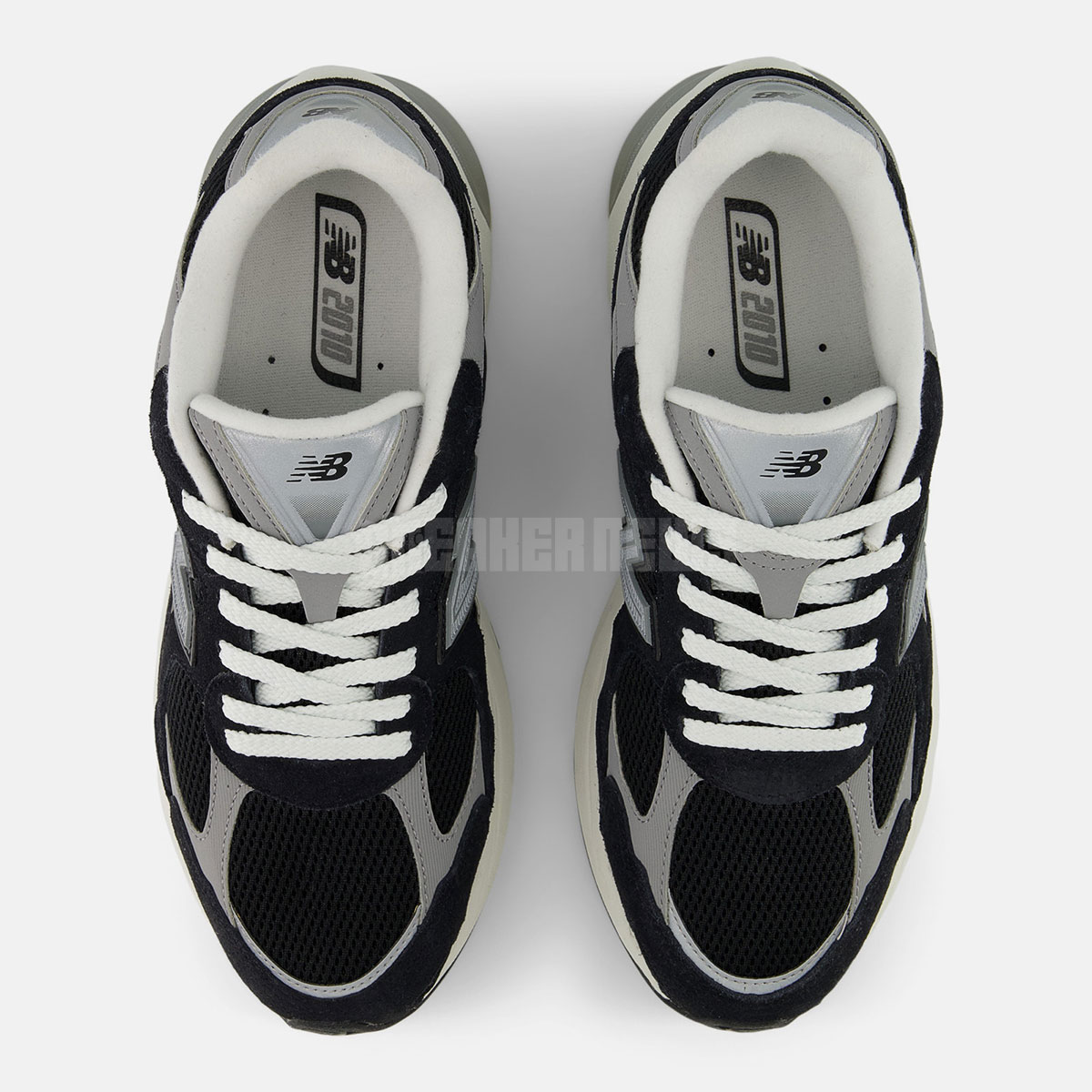new-balance-abzorb-2010-black-grey-white-1