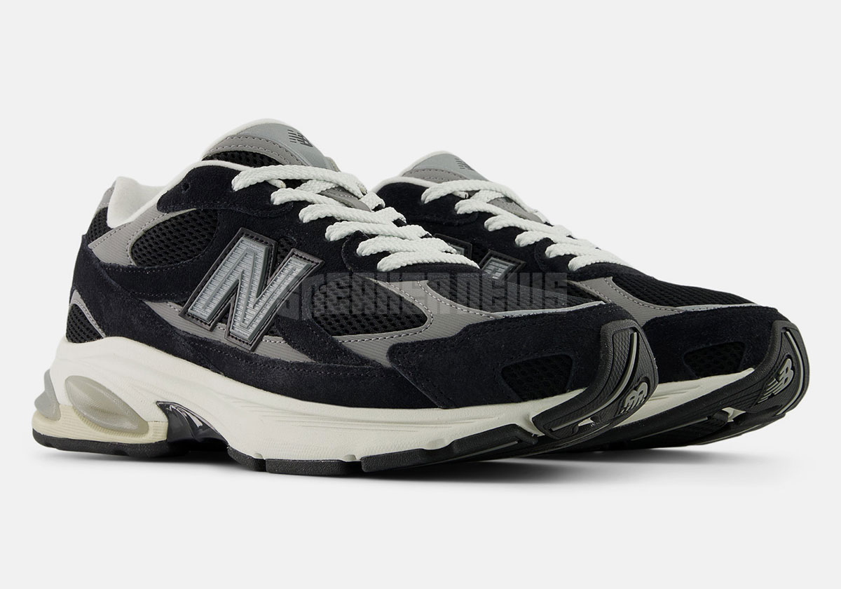 new-balance-abzorb-2010-black-grey-white-7