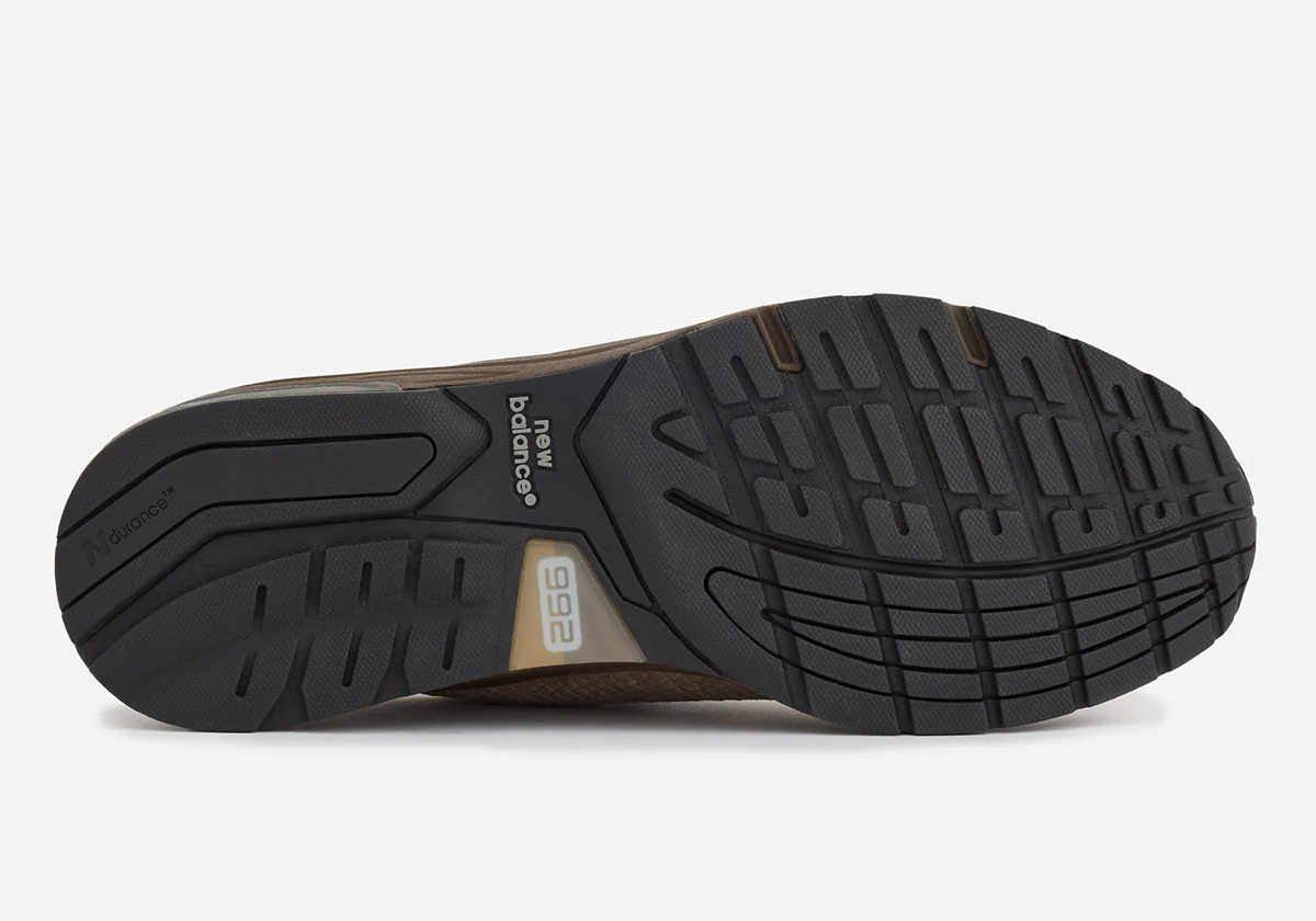 new-balance-driftwood-rich-oak-incense-U992SG-5