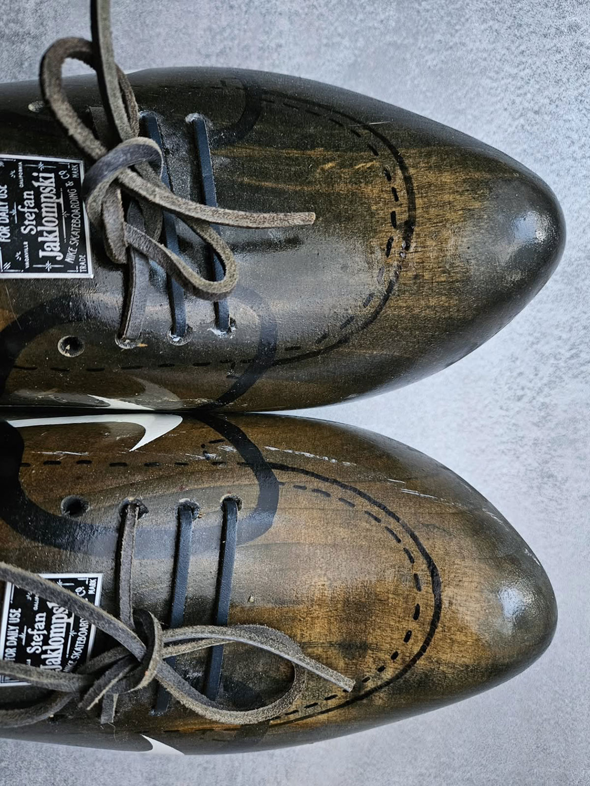 nike-Jaklompski-dutch-clogs-5