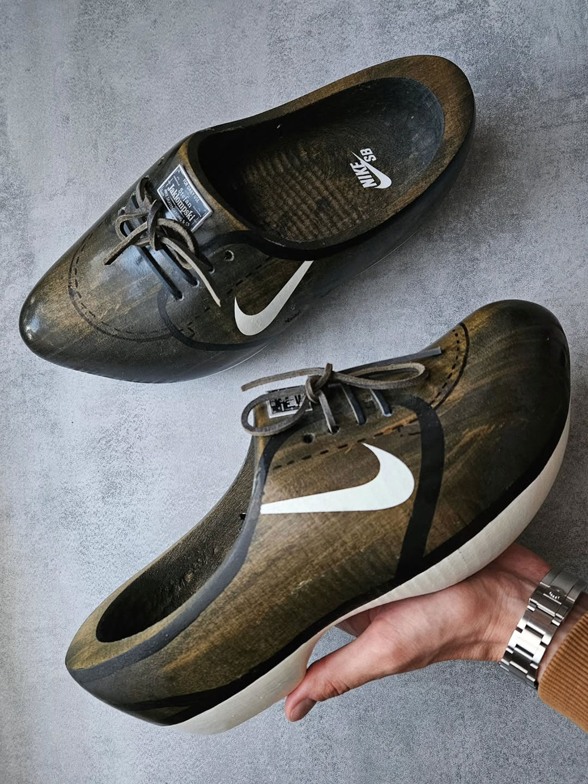 nike-Jaklompski-dutch-clogs-7