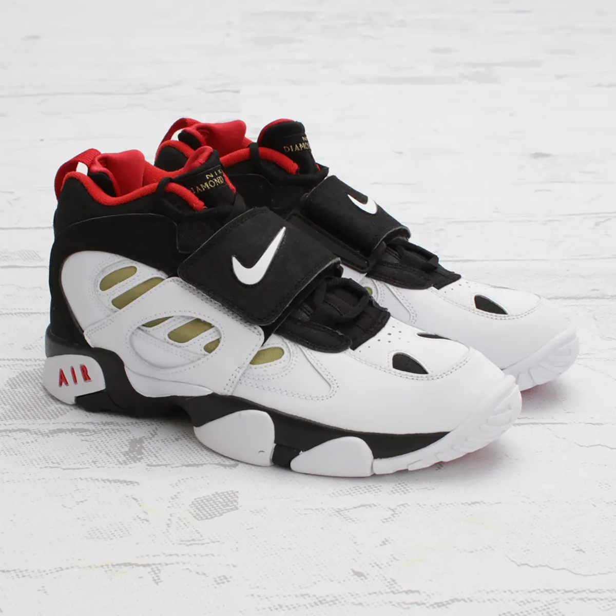 nike-air-diamond-turf-ii-49ers-II7080-001-2