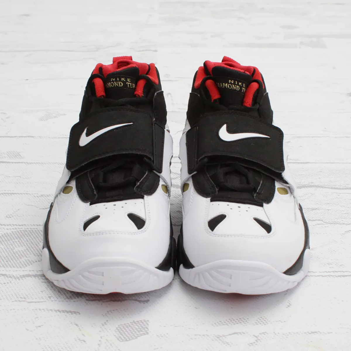 nike-air-diamond-turf-ii-49ers-II7080-001-4