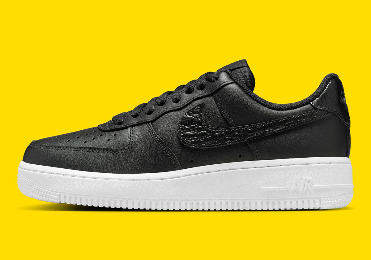 nike-air-force-1-pebble-croc-swoosh-io4837-001-1