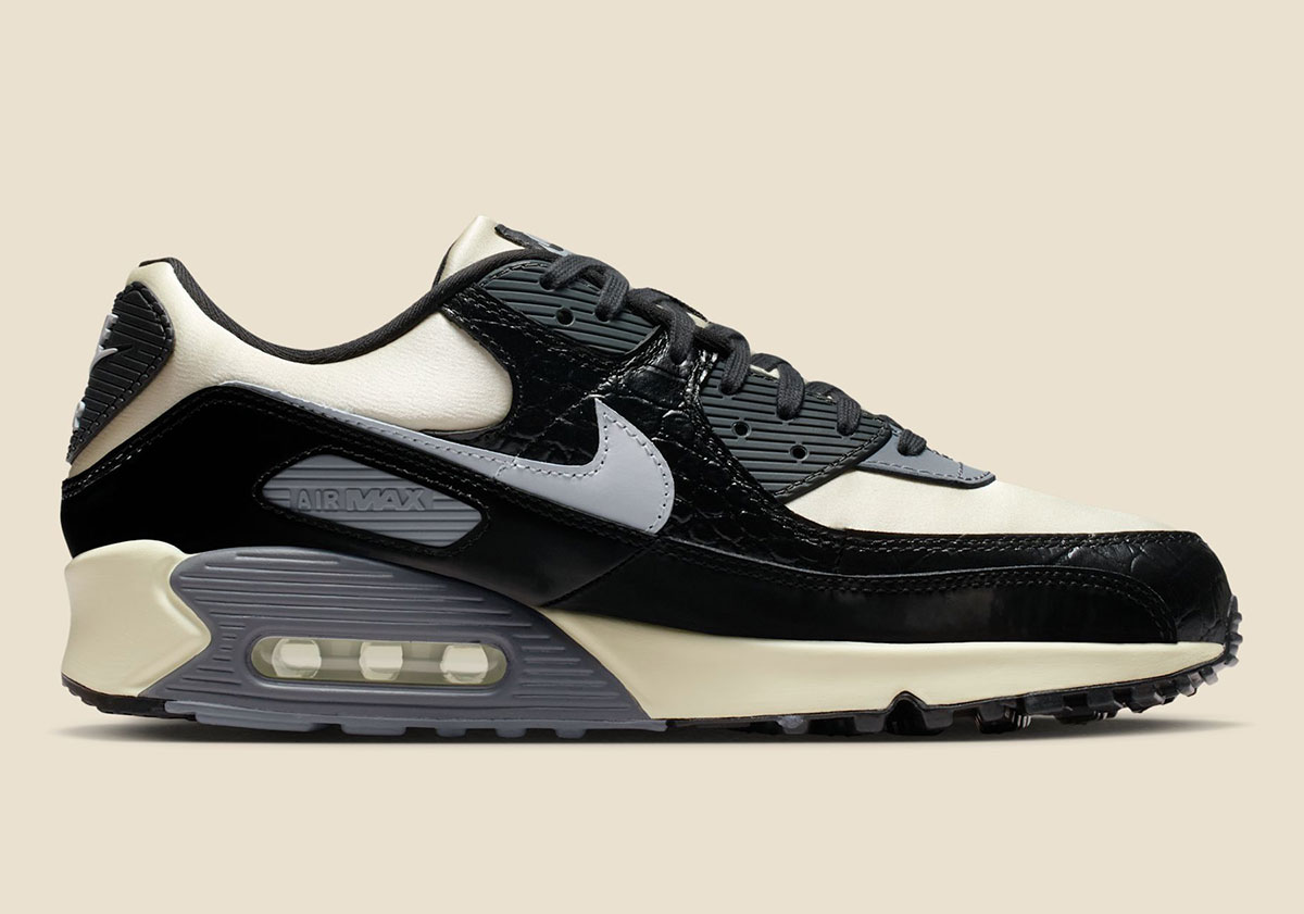 nike-air-max-90-coconut-milk-black-IO4468-100-3
