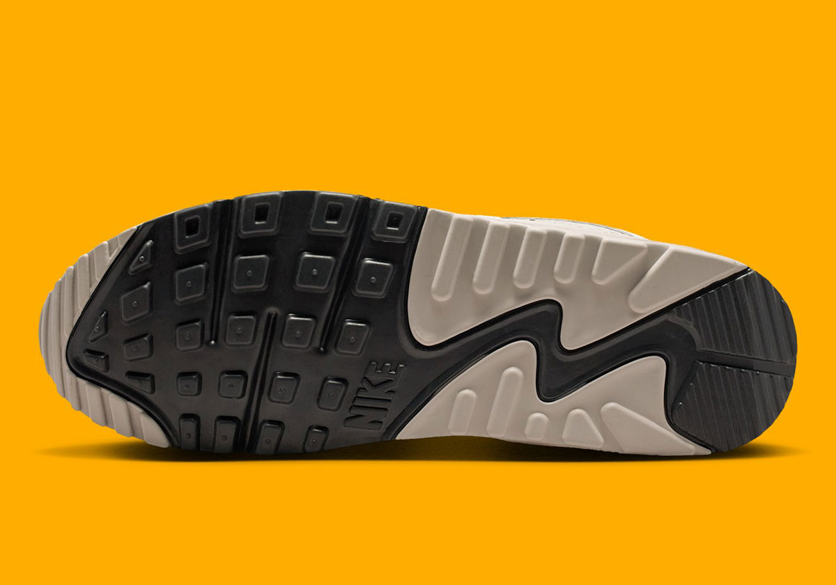 nike-air-max-90-white-college-grey-vast-grey-laser-orange-dm0029-119-3