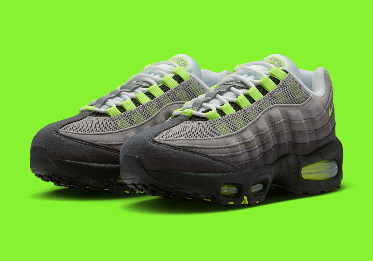 nike-air-max-95-big-bubble-neon-hf7054-050-4