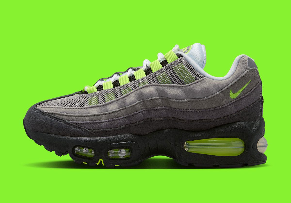nike-air-max-95-big-bubble-neon-hf7054-050-8