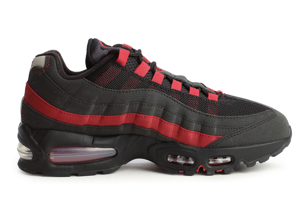 nike-air-max-95-og-black-team-crimson-wolf-grey-hm4740-008-4