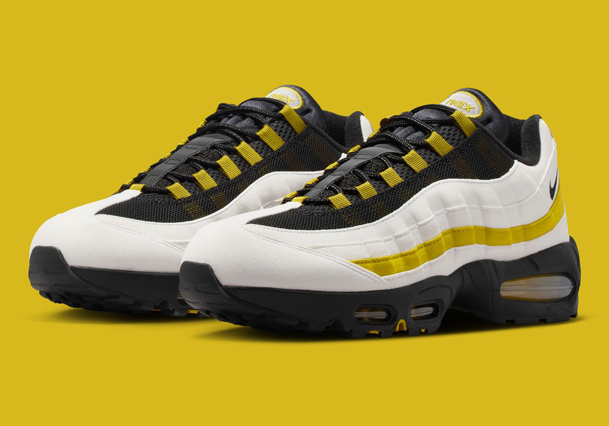 nike-air-max-95-white-saffron-quartz-black-hm4740-102-5