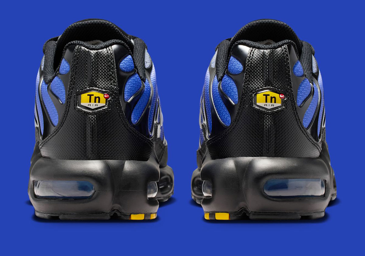 nike-air-max-plus-black-sapphire-pure-platinum-dm0032-031-6