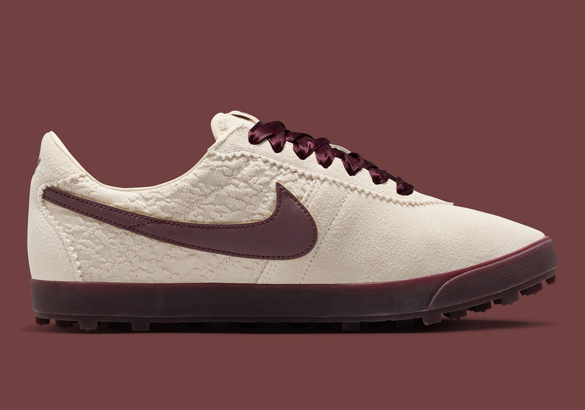 nike-astrograbber-pale-ivory-arctic-pink-dark-team-red-iq3367-299-3