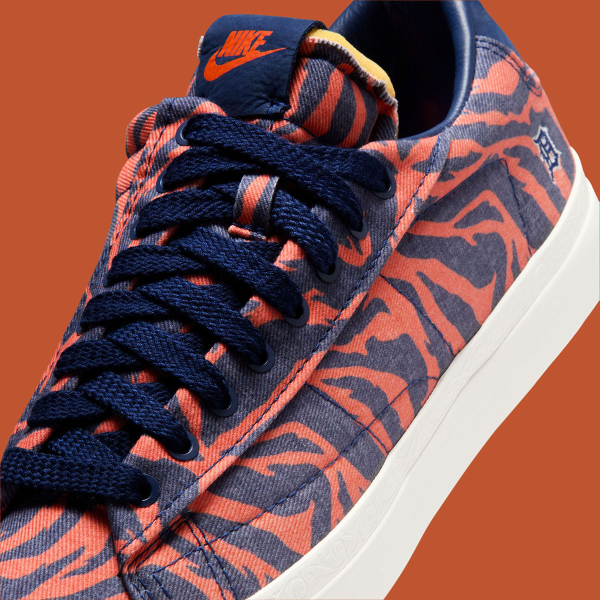 nike-book-blazer-low-tigers-hq2054-801-7