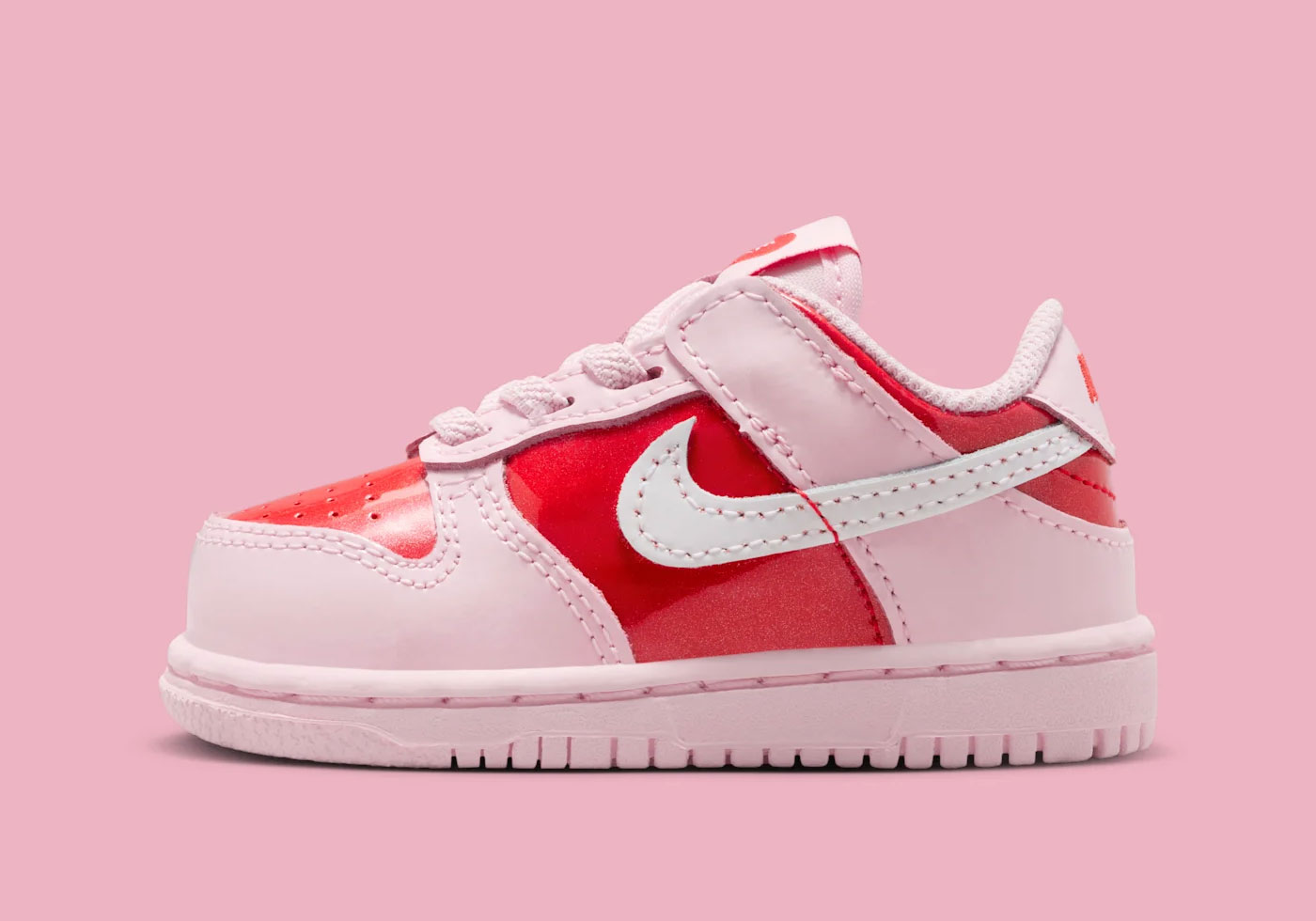 nike-dunk-low-valentines-day-1