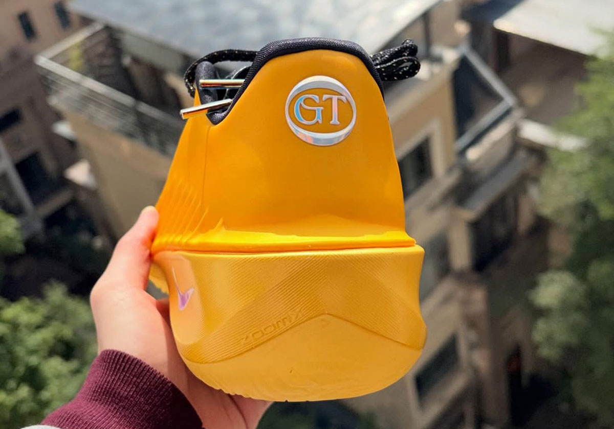 nike-gt-cut-4-bruce-lee-HV9922-700-9