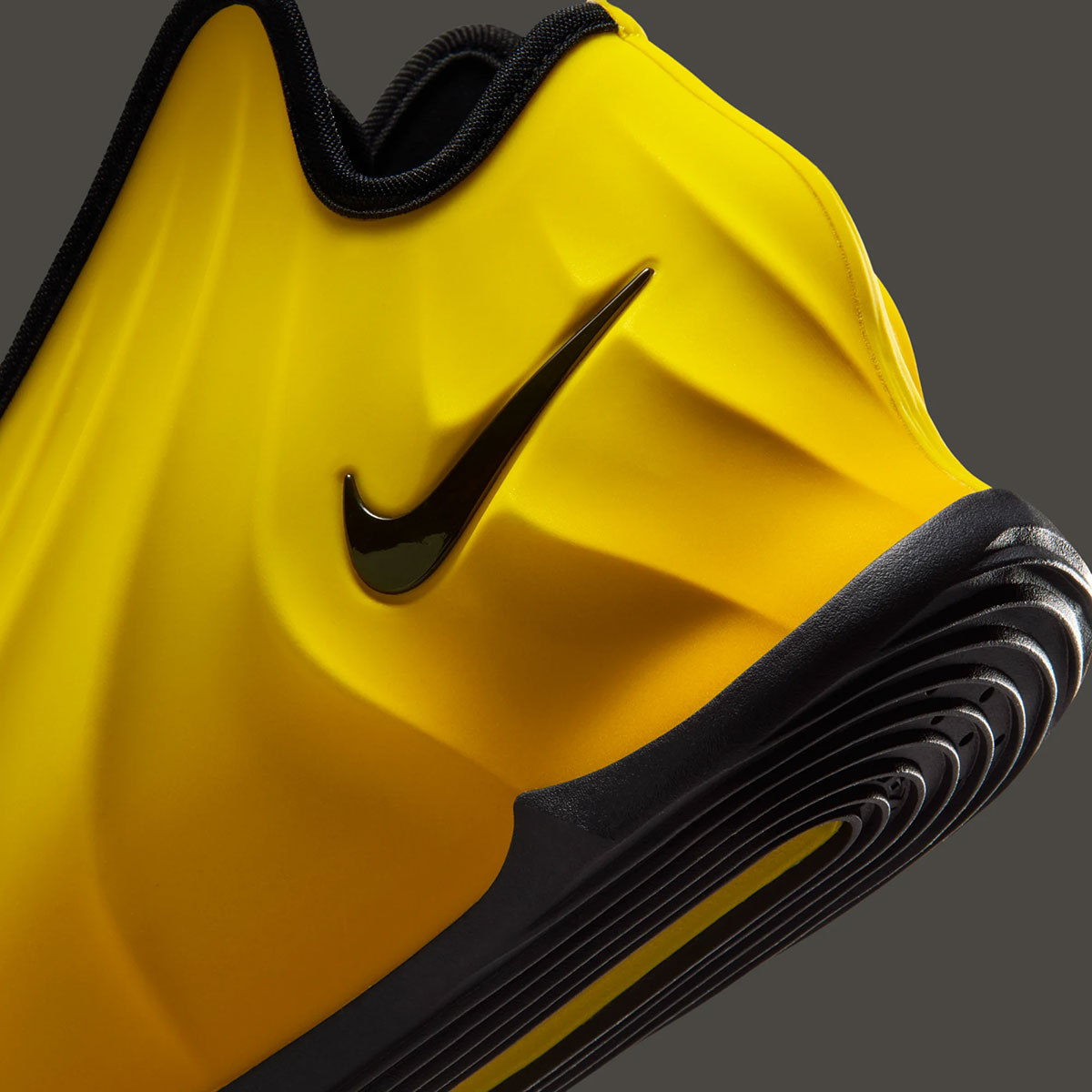 nike-gt-future-lightning-FZ5591-700-8