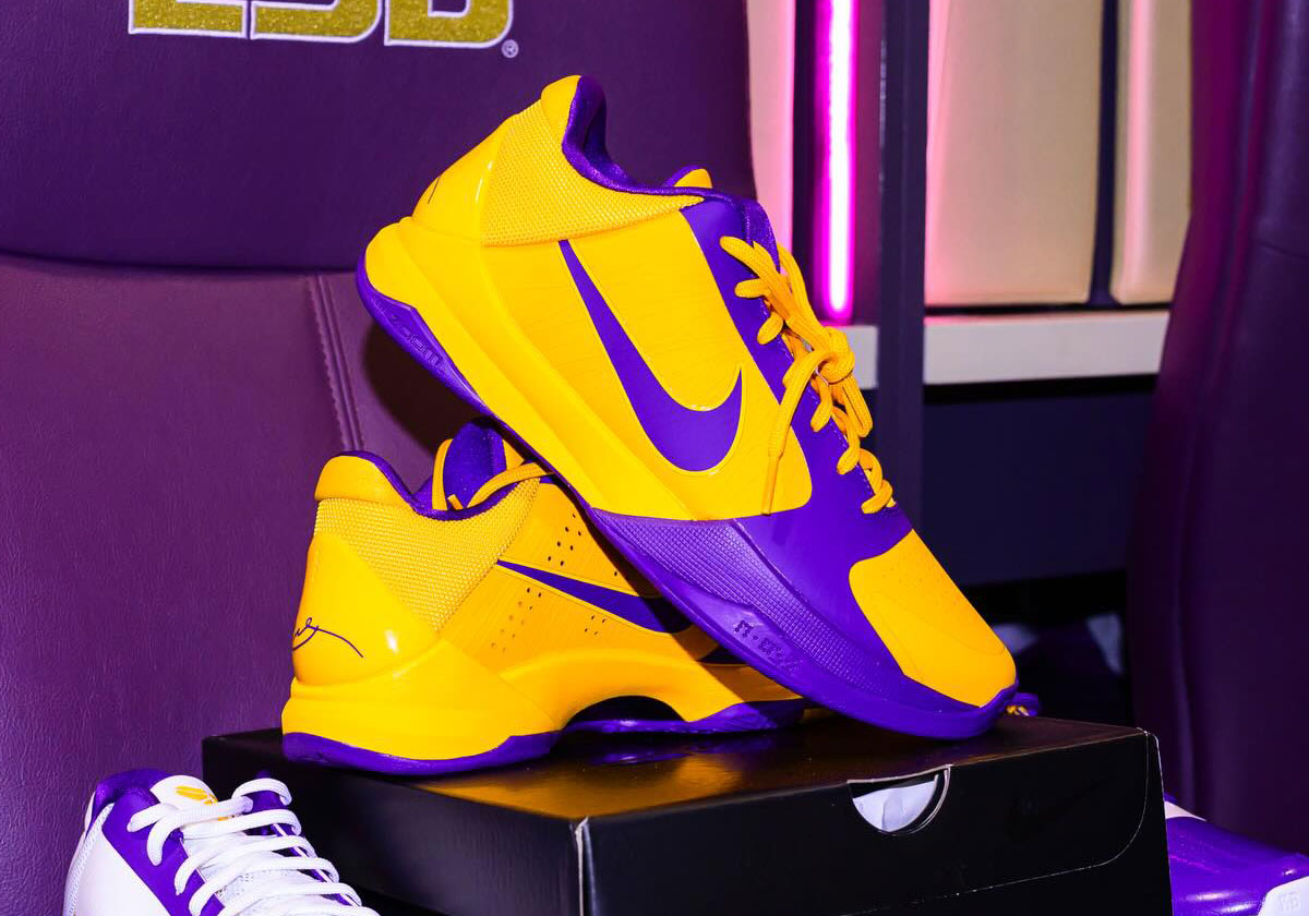 nike-kobe-5-protro-lsu-womens-basketball-pe-2