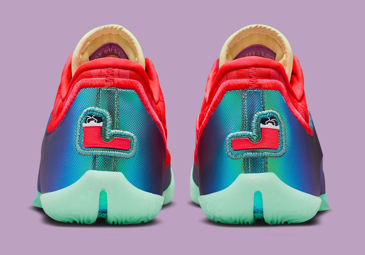 nike-lebron-23-stocking-stuffer-ih1513-600-6