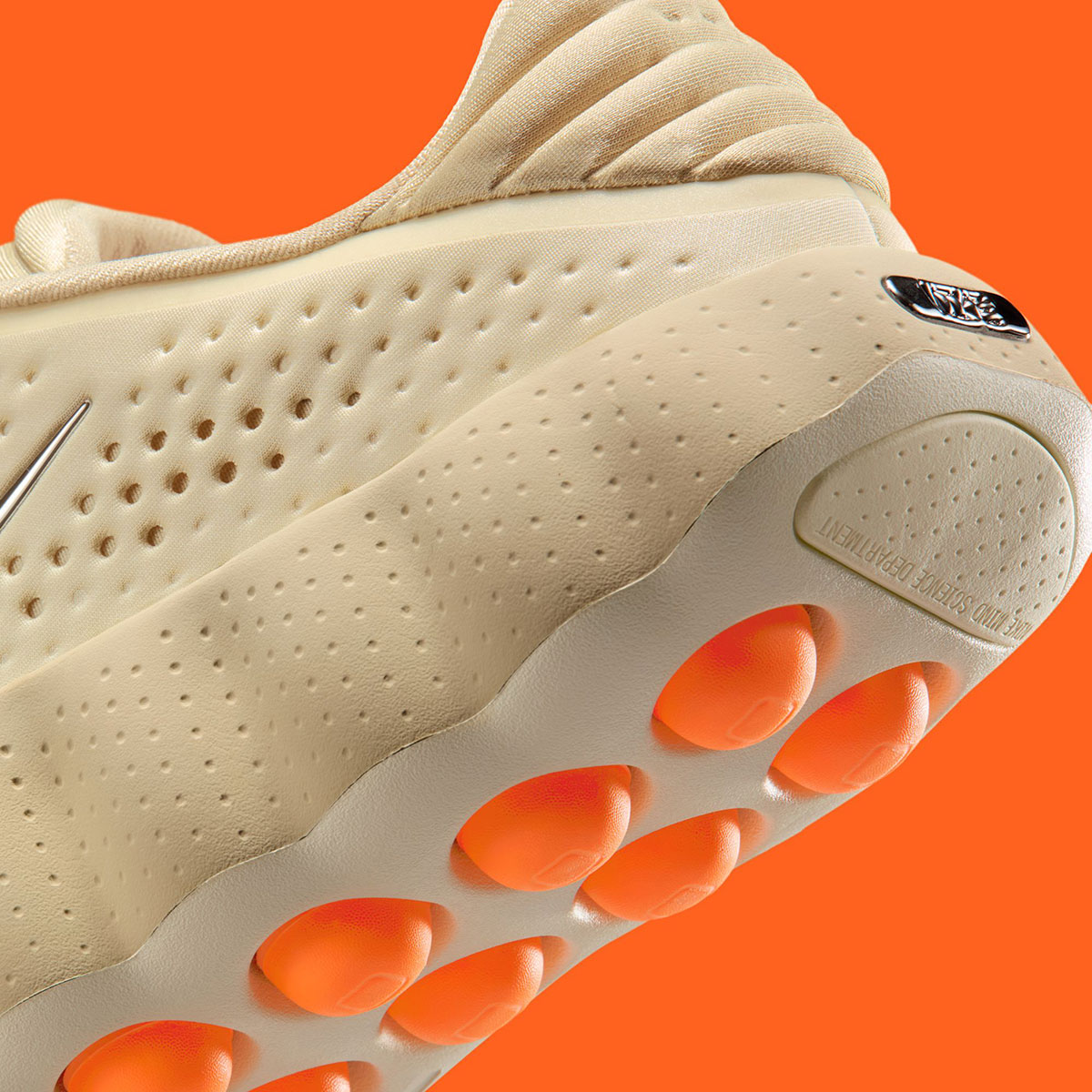 nike-mind-002-light-khaki-desert-khaki-hyper-crimson-hq4308-200-8