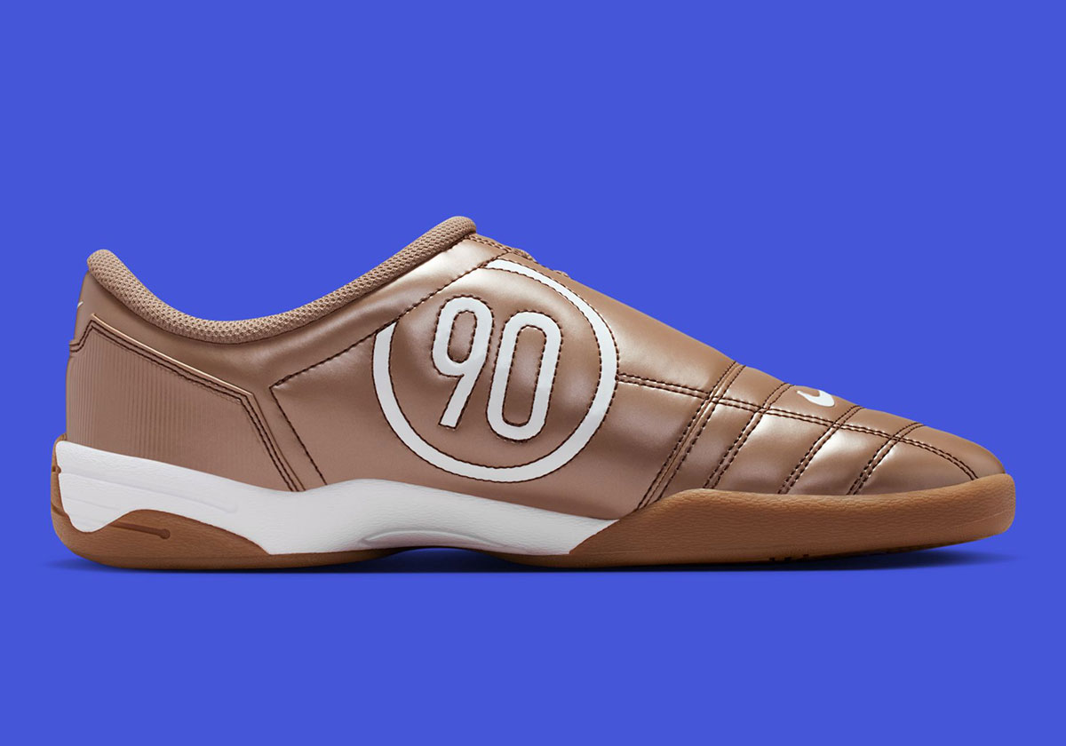 nike-total-90-iii-mink-brown-racer-blue-dark-gum-brown-HQ2851-202-3