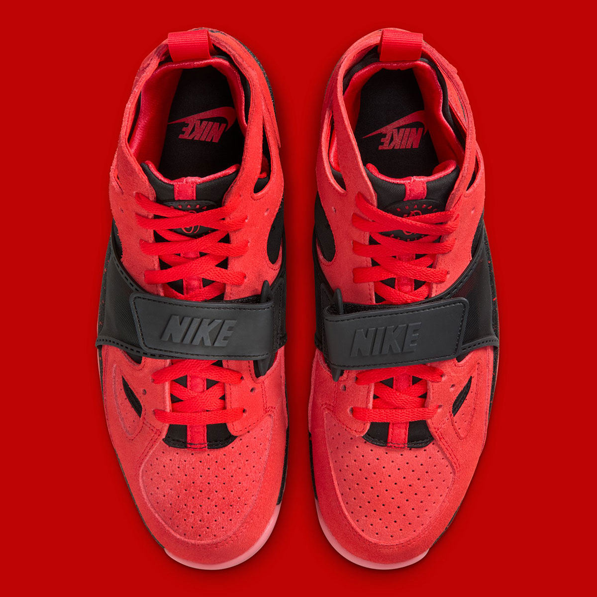 nike-trainer-huarache-challenge-red-black-iq0615-600-4