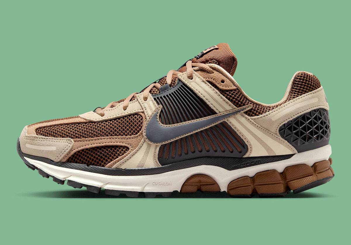 nike-zoom-vomero-5-light-british-tan-british-khaki-linen-dark-smoke-grey-HF1553-202-1