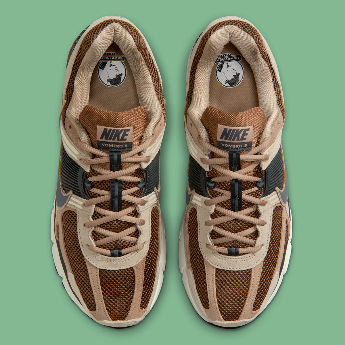nike-zoom-vomero-5-light-british-tan-british-khaki-linen-dark-smoke-grey-HF1553-202-4