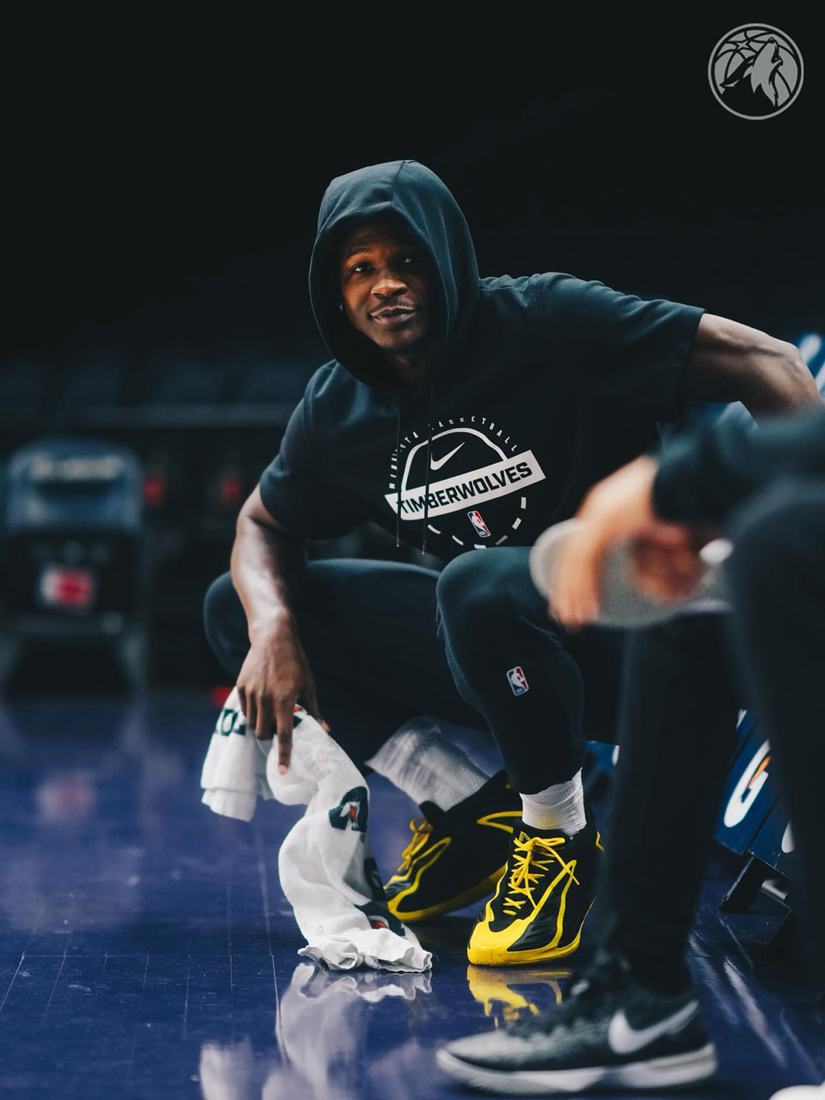 adidas-anthony-edwards-2-yellow-black-lightning-2