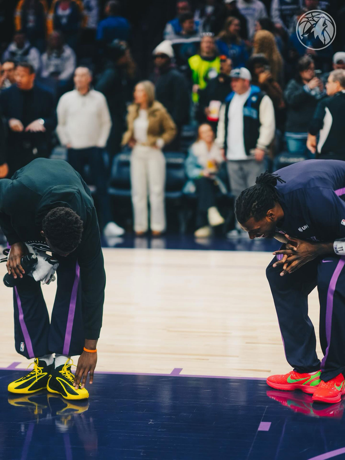 adidas-anthony-edwards-2-yellow-black-lightning-4