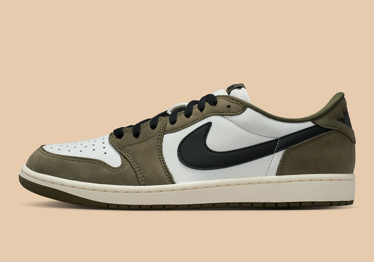air-jordan-1-retro-low-og-medium-olive-1_0cf896