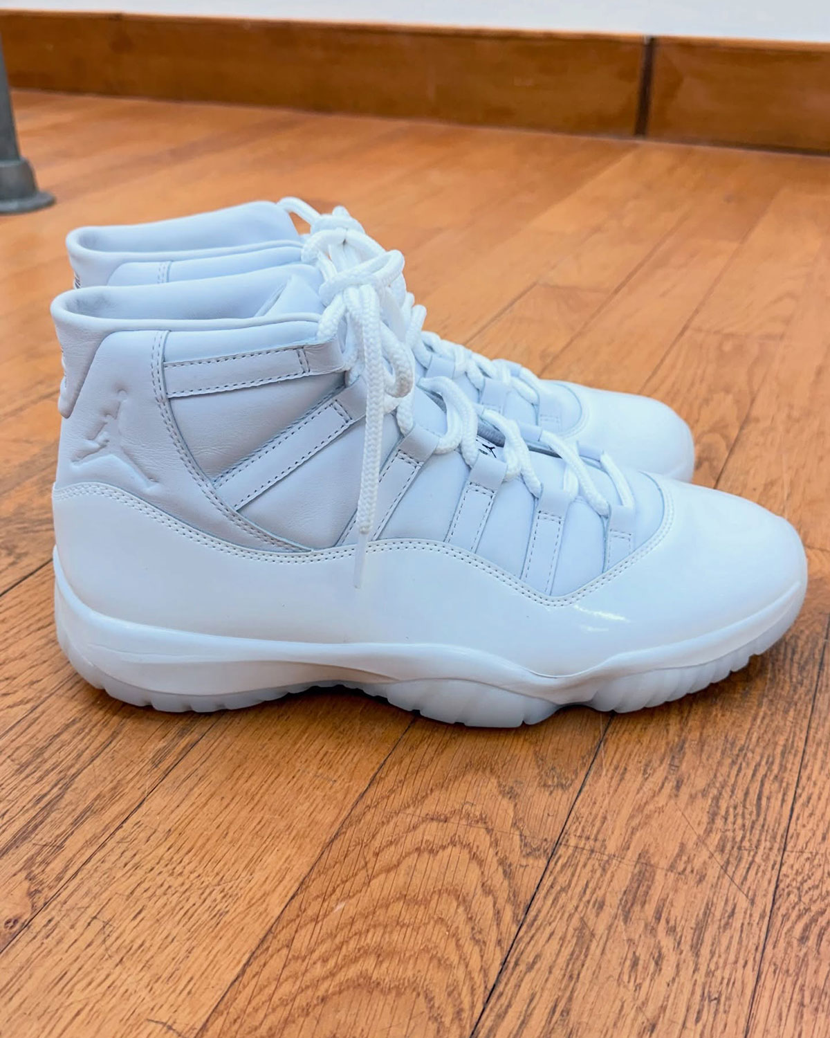 comme-des-garcons-homme-plus-air-jordan-11-6