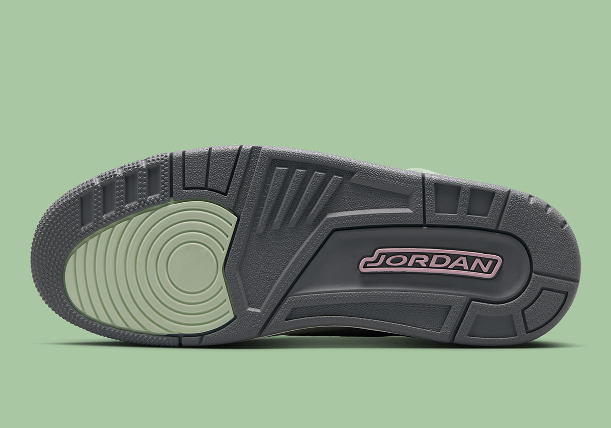jordan-spizike-low-aura-wolf-grey-cool-grey-iced-carmine-fq1759-401-2