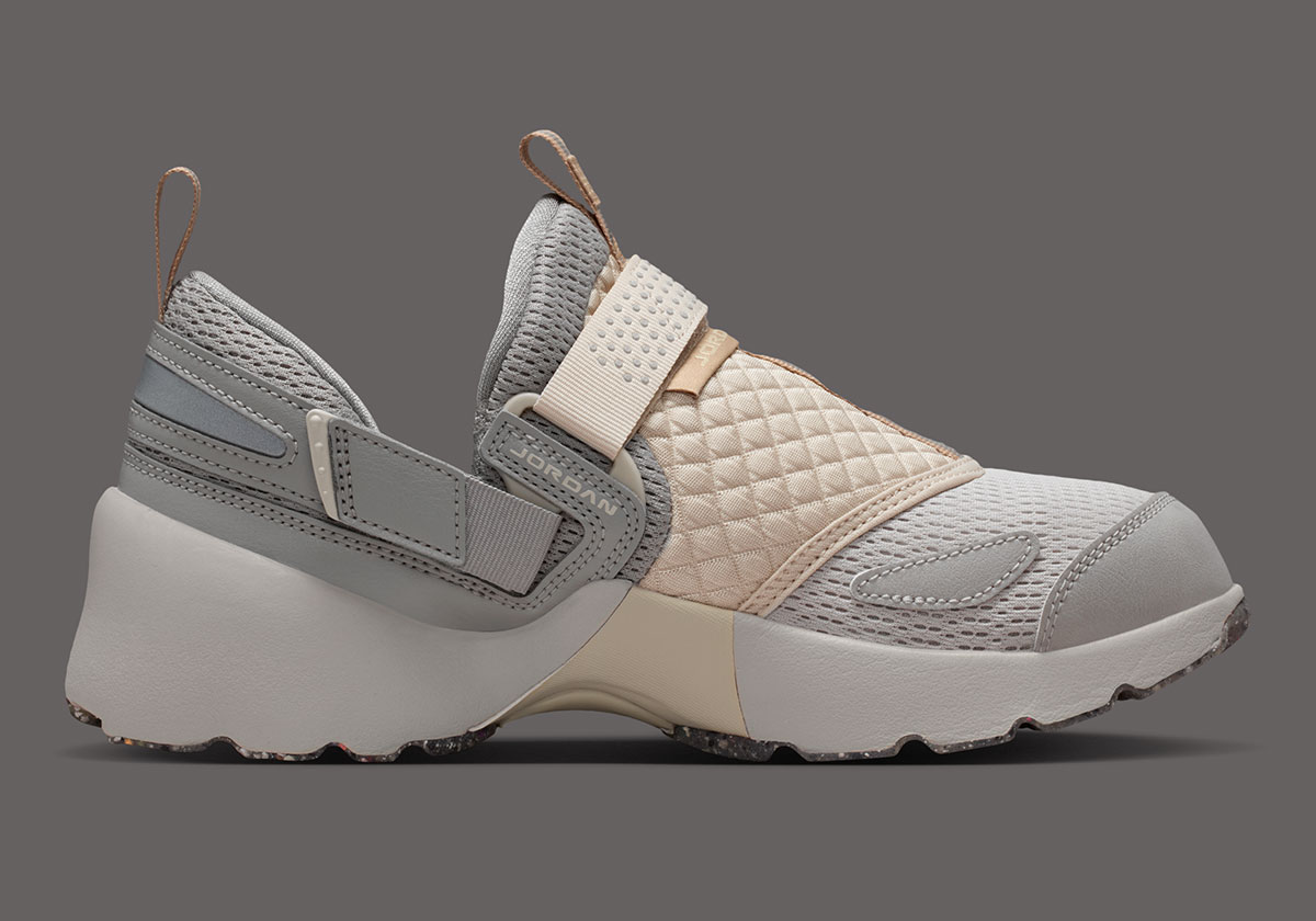 jordan-trunner-lx-light-iron-ore-enigma-stone-hemp-oatmeal-iq2719-002-3