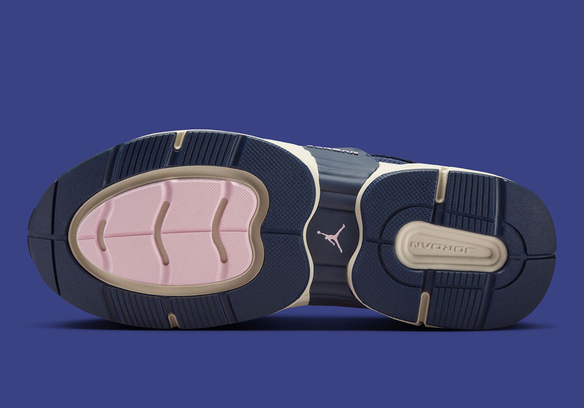 jordan-trunner-os-midnight-navy-thunder-blue-ib3722-400-2