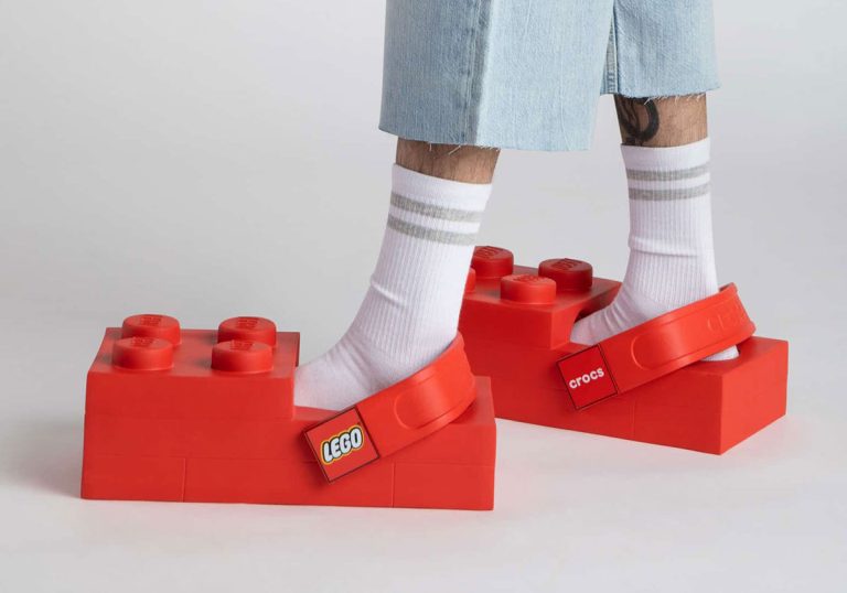LEGO Crocs Brick Clog marca início da parceria LEGO x Crocs em 2026