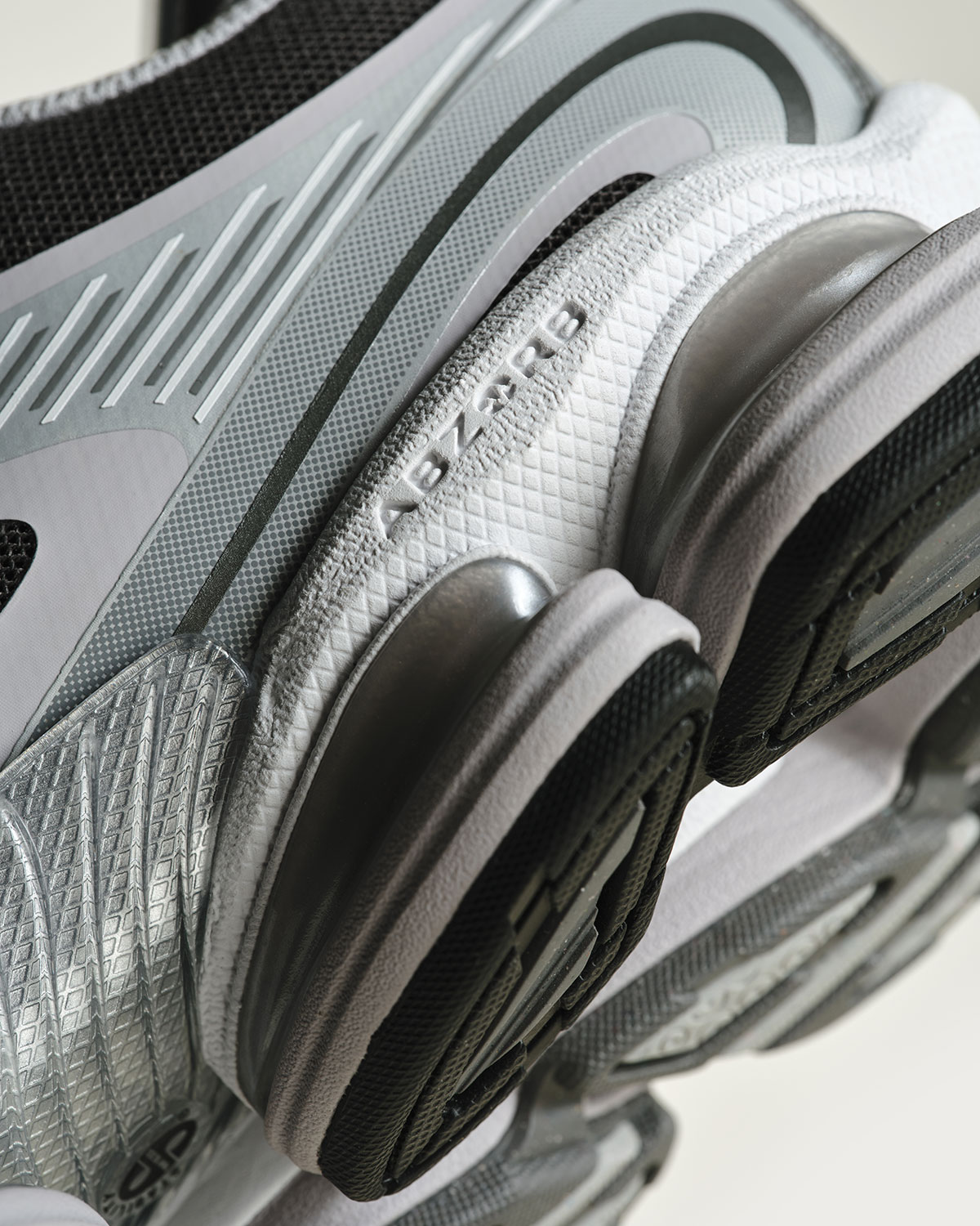 new-balance-abzorb-2000-silver-metallic-faded-black-u200030z-2