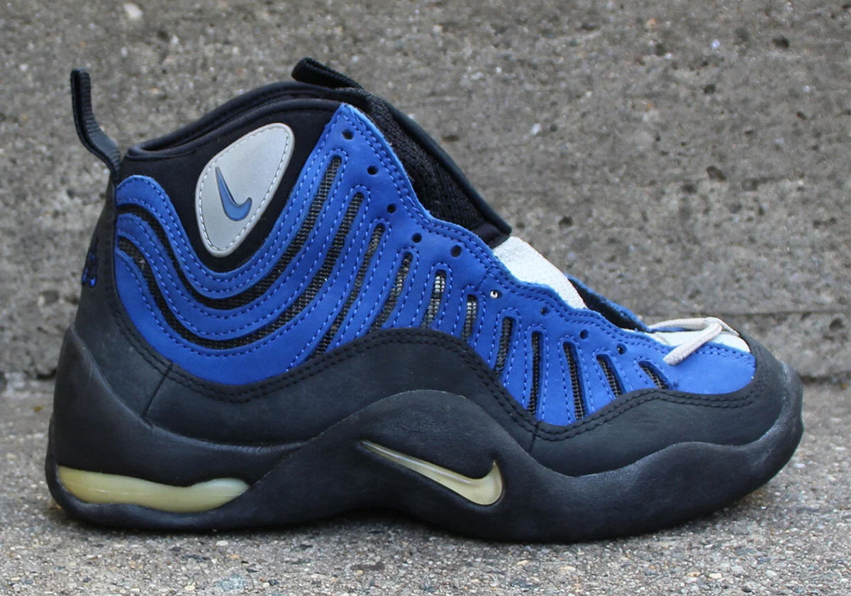 nike-air-bakin-varsity-royal-black-2026-3