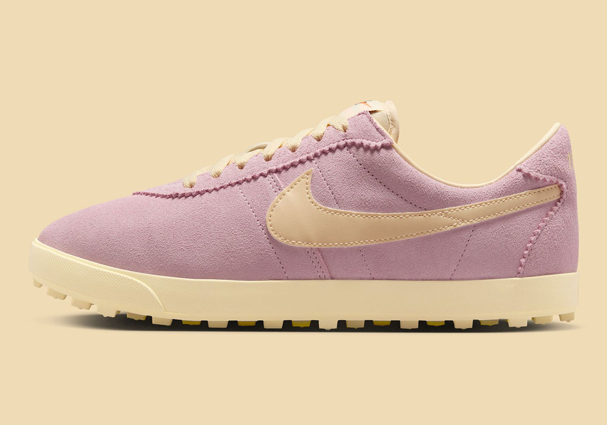 nike-astrograbber-pink-muslin-IQ7611-600-2