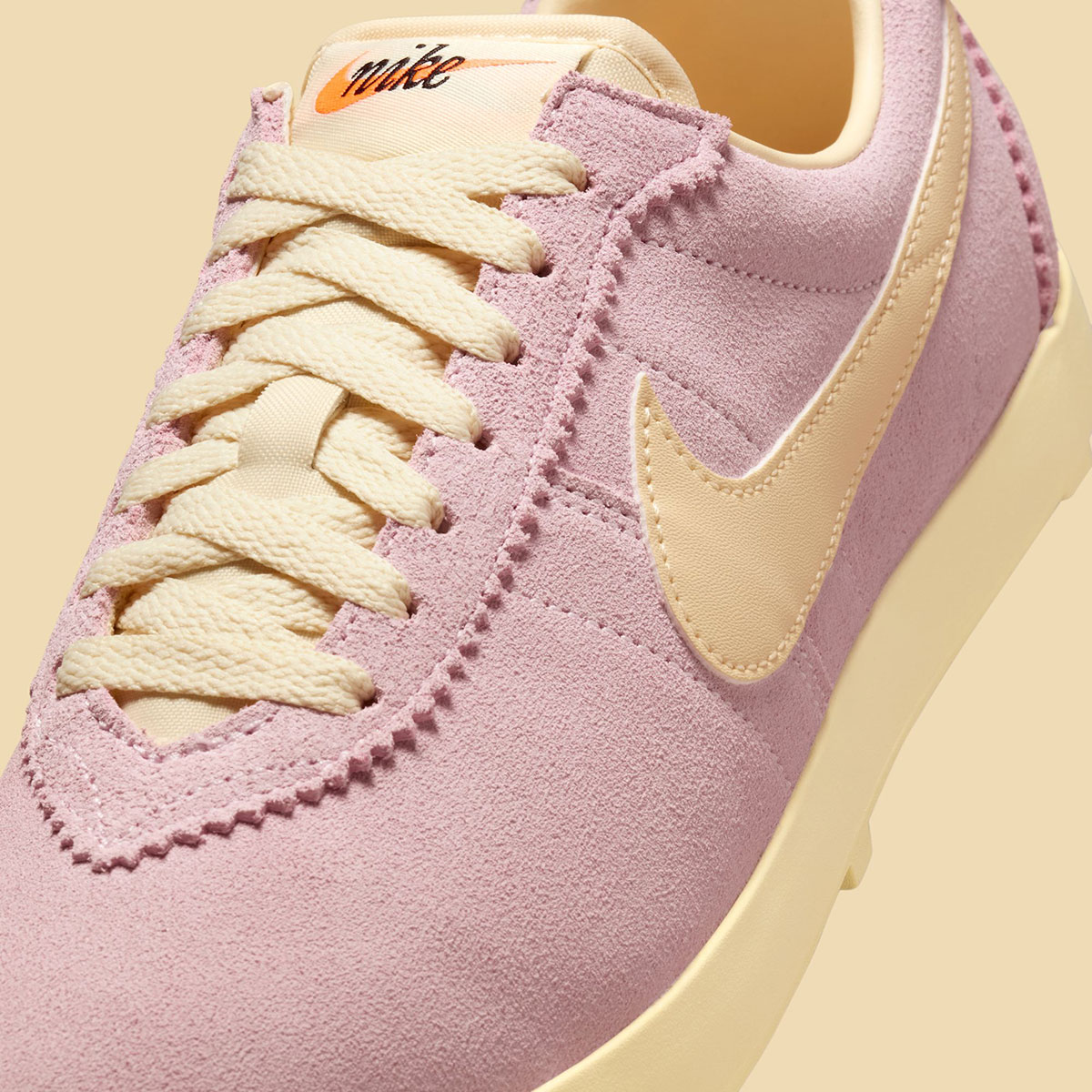 nike-astrograbber-pink-muslin-IQ7611-600-7