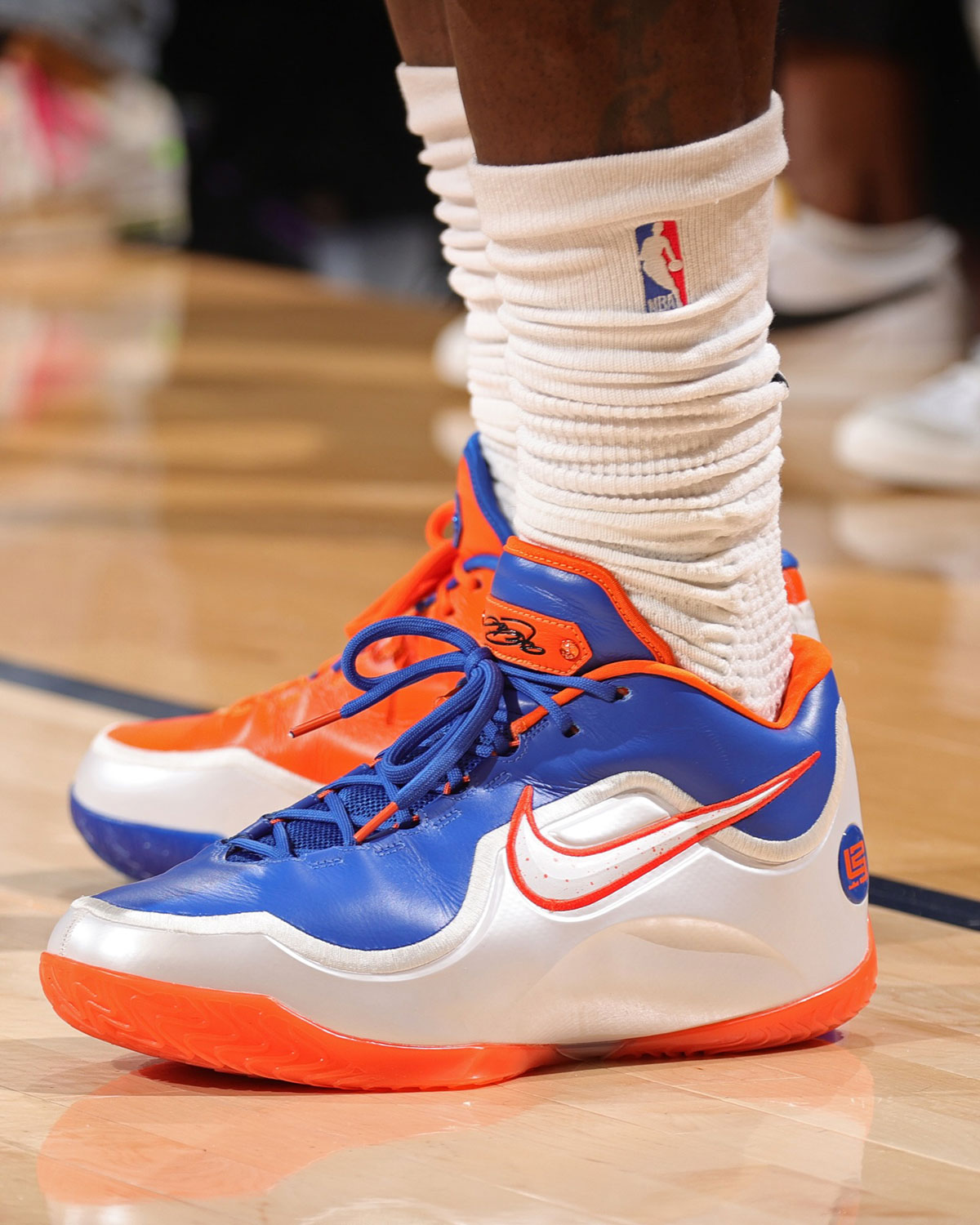 nike-lebron-23-hardwood-classic-2